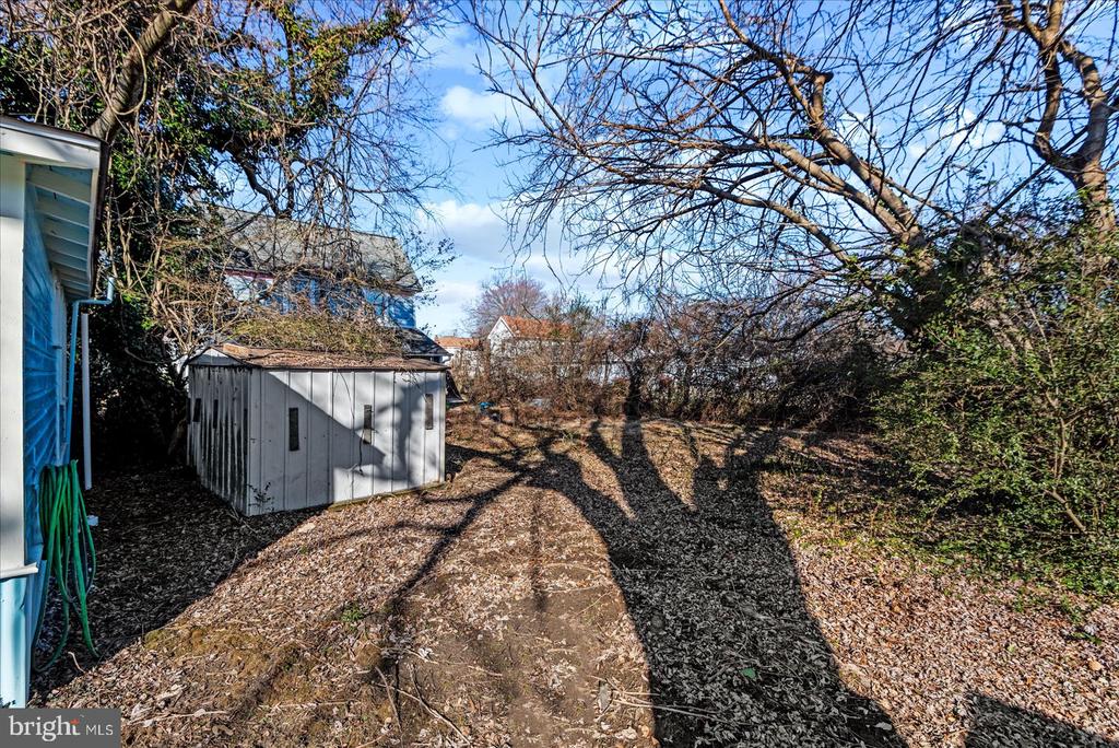 215 JEFFERSON STREET