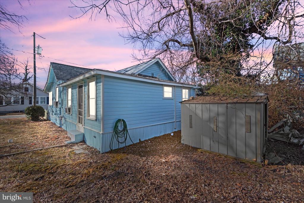 215 JEFFERSON STREET