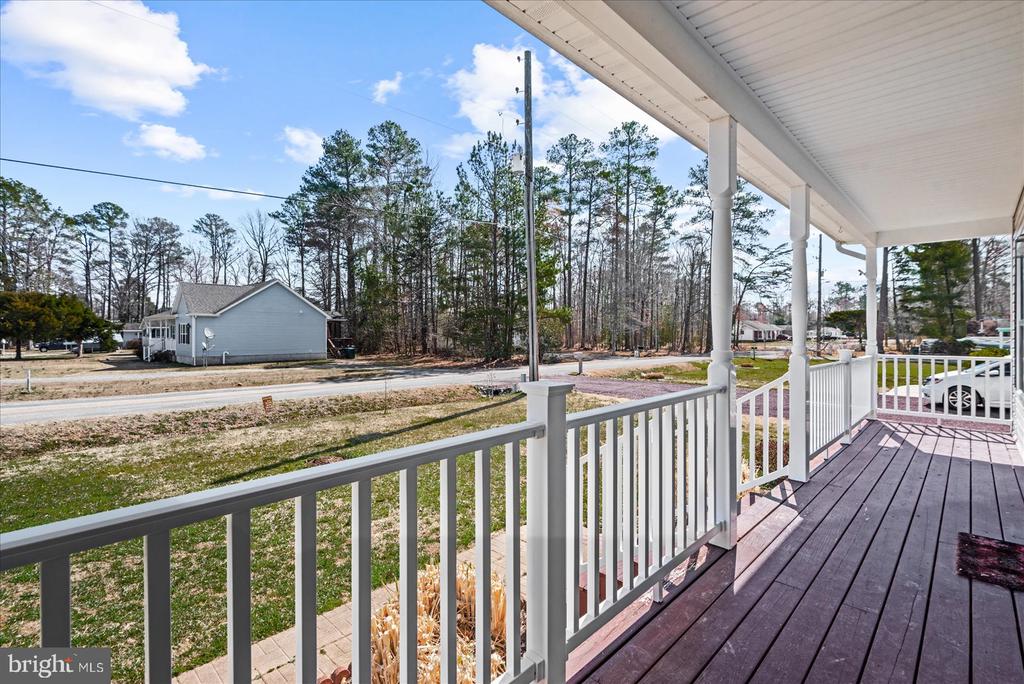 239 WAKEFIELD DRIVE