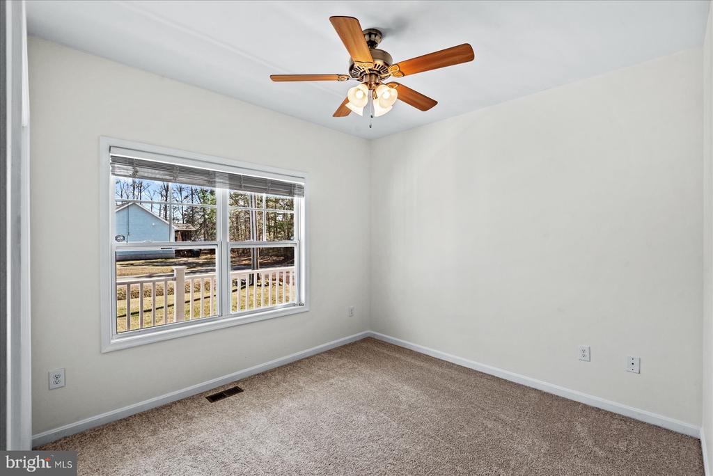 239 WAKEFIELD DRIVE