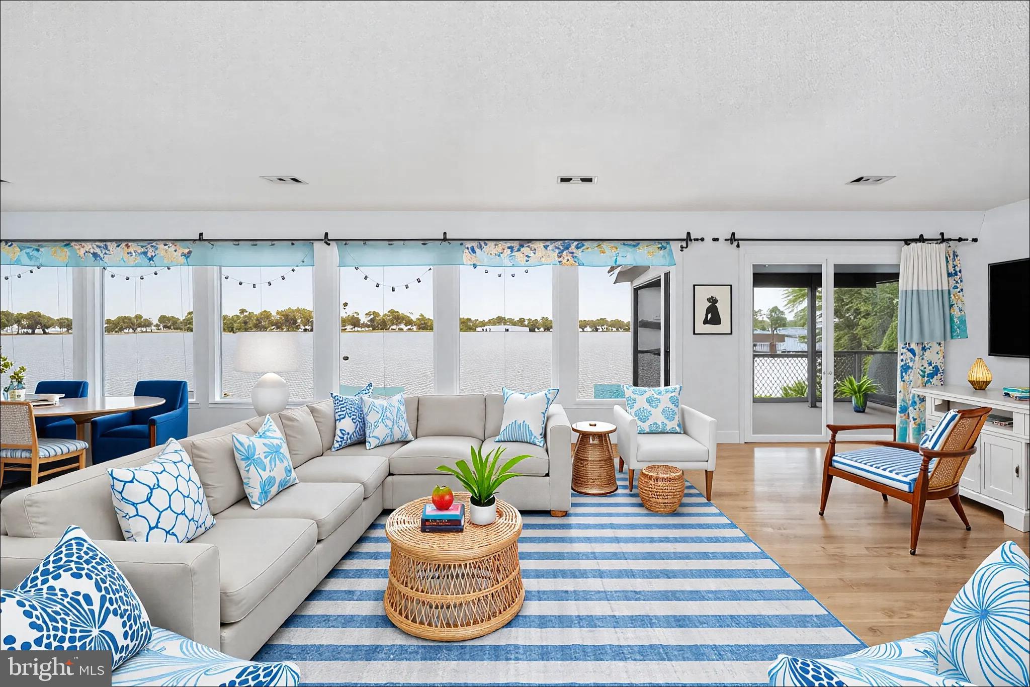 36 WATERVIEW POINT