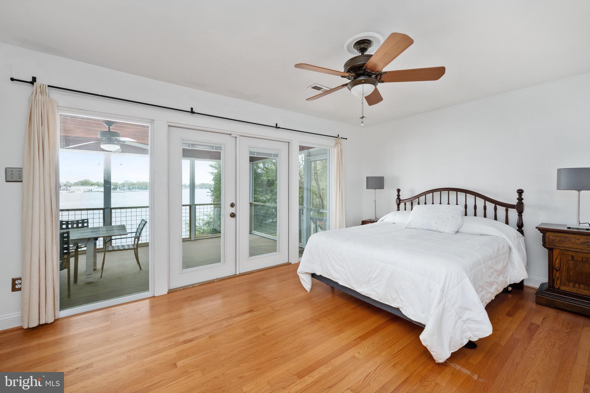 36 WATERVIEW POINT