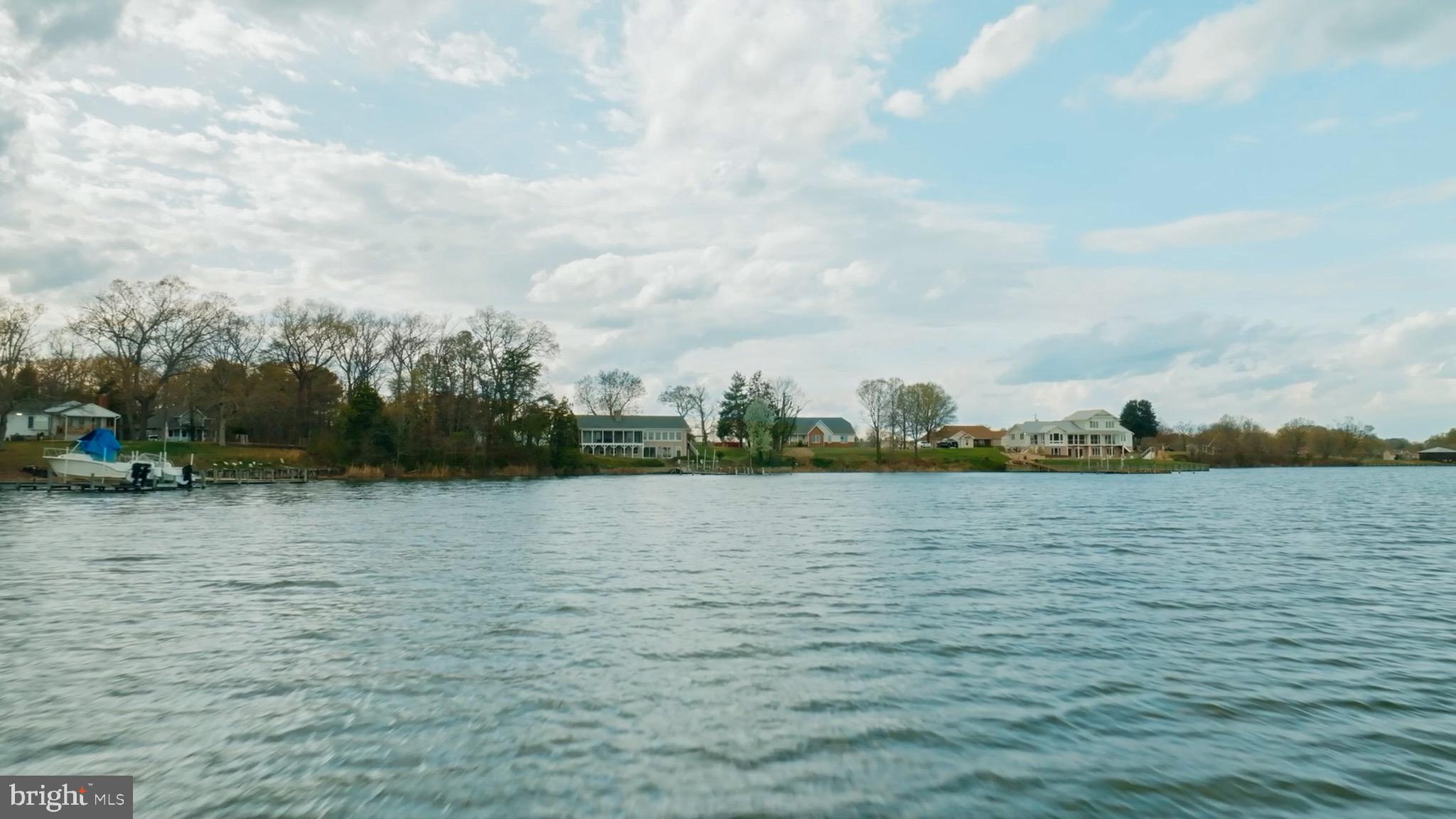 36 WATERVIEW POINT
