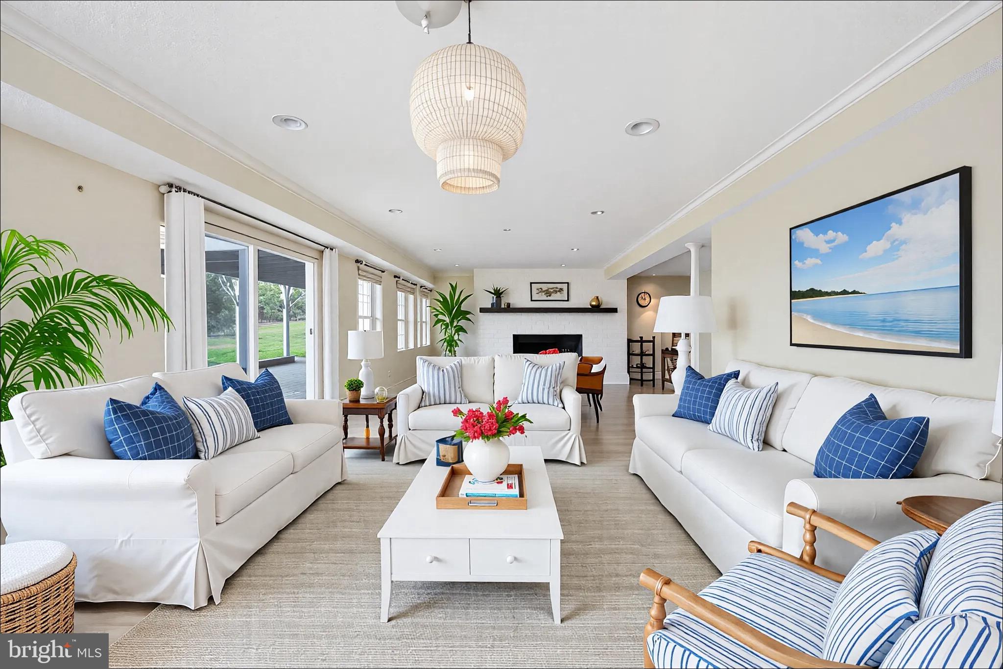 36 WATERVIEW POINT