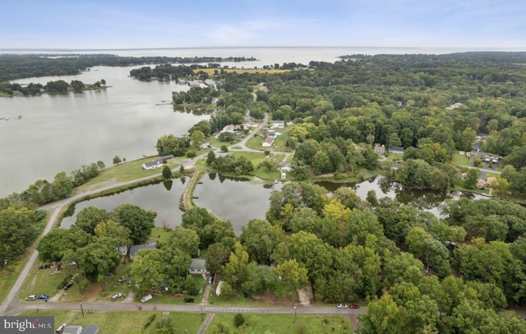 303 CLEARVIEW DRIVE