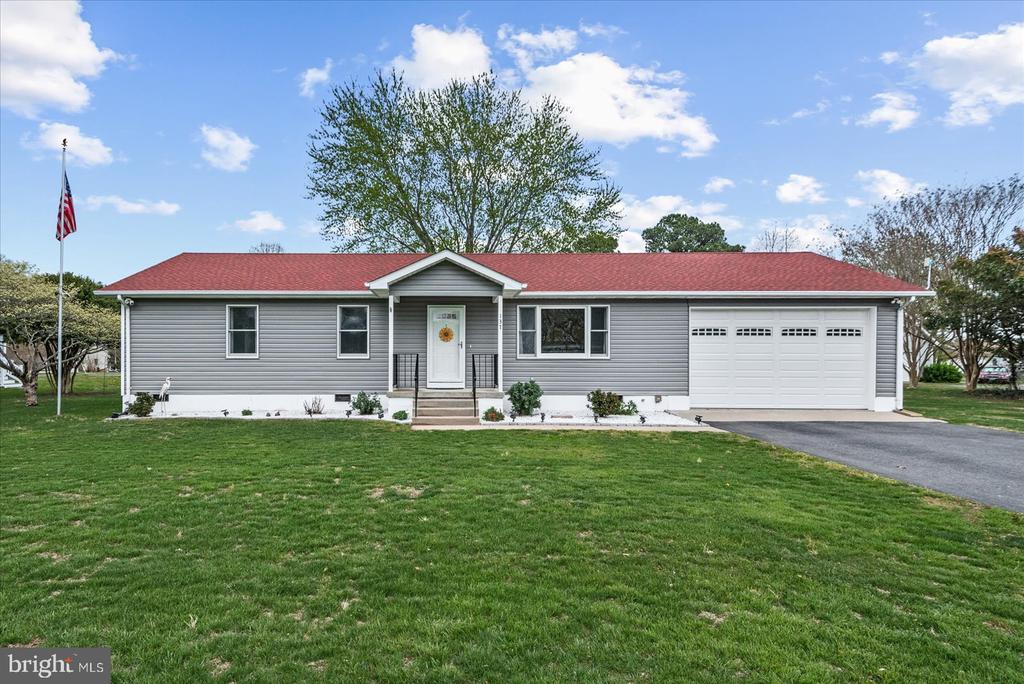 137 SEBASTIAN AVE
