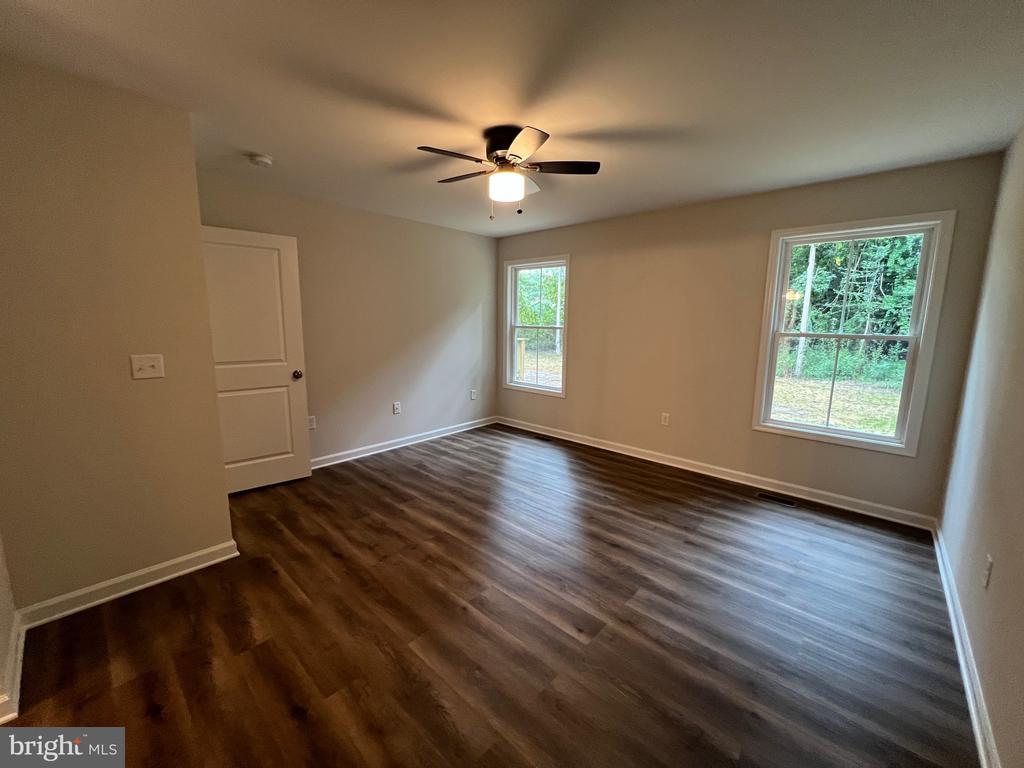 605 SHOREWOOD DRIVE