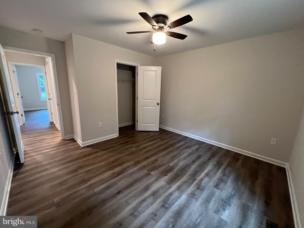 605 SHOREWOOD DRIVE