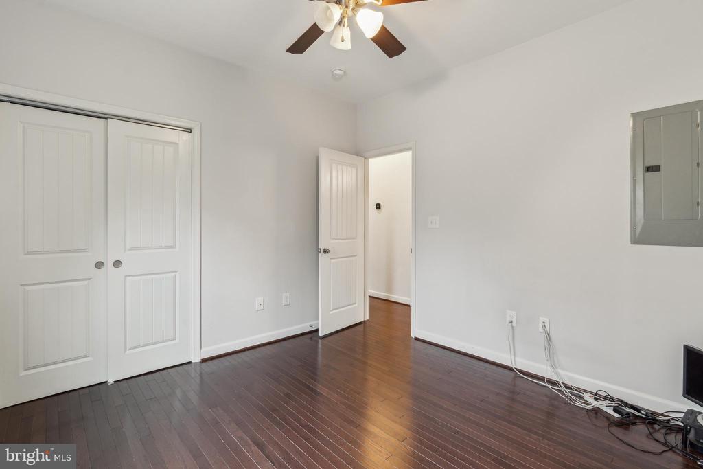100 FORT KING DRIVE