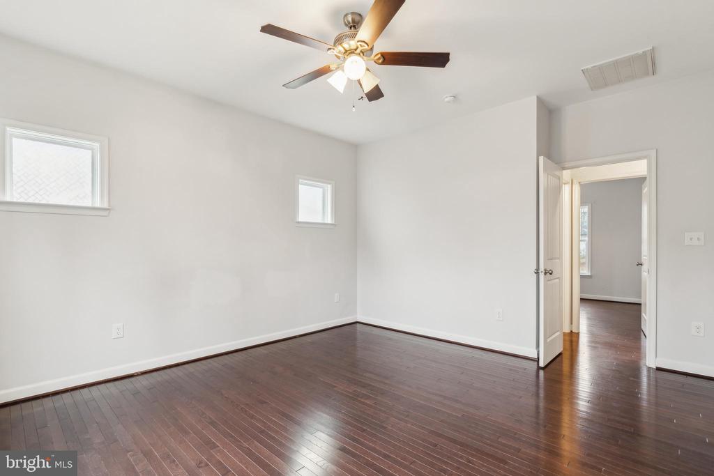 100 FORT KING DRIVE