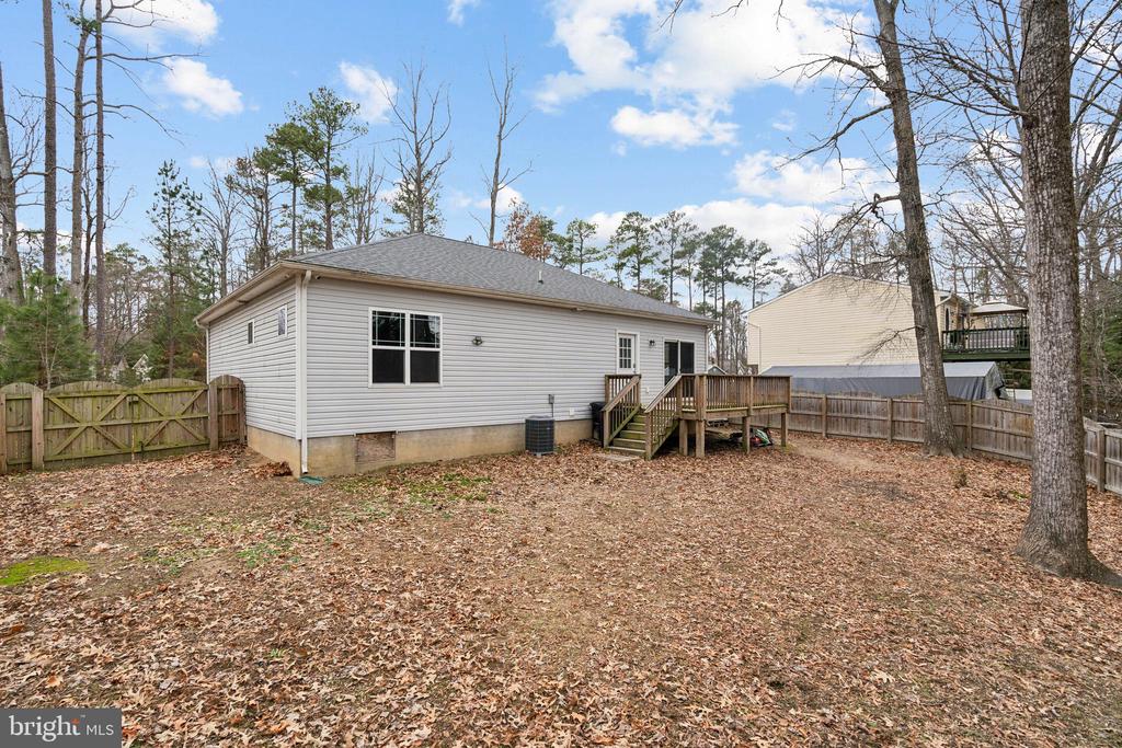 100 FORT KING DRIVE