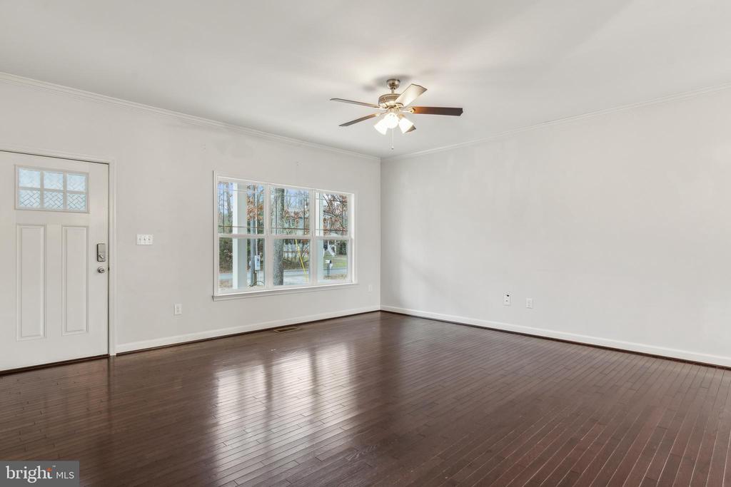 100 FORT KING DRIVE