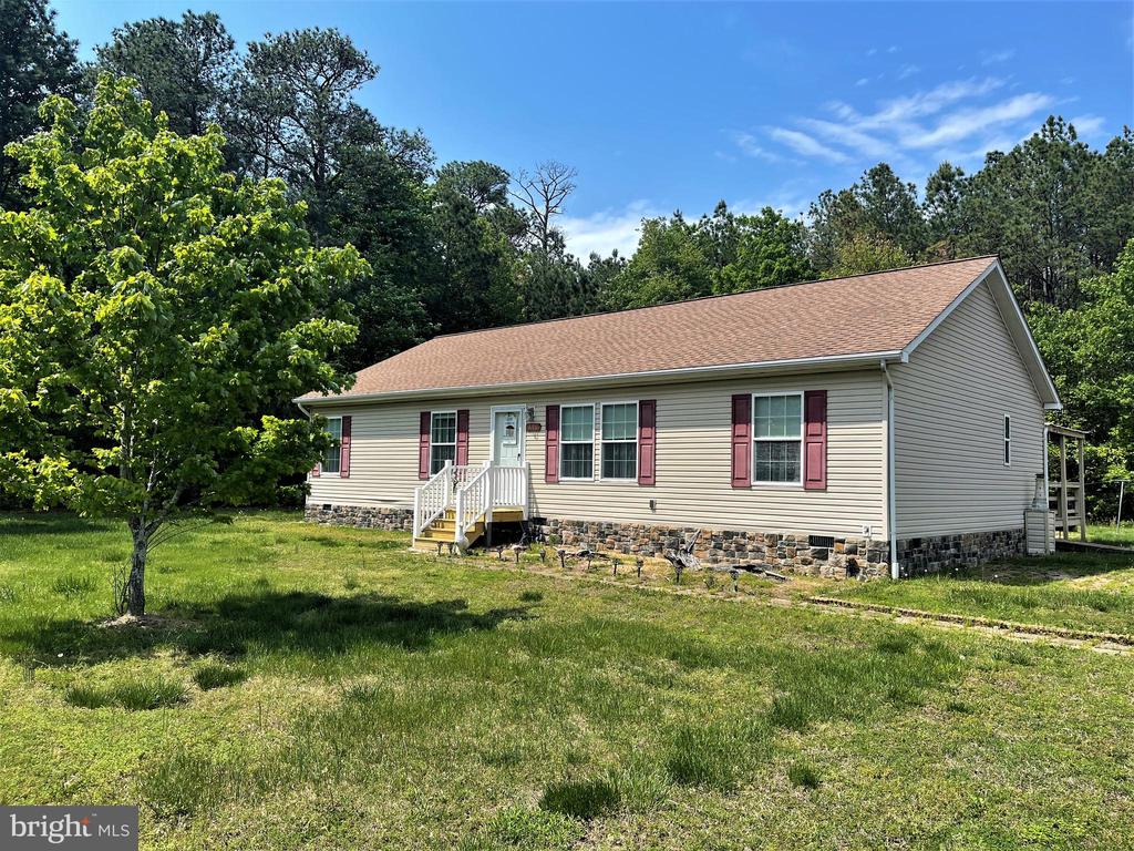 416 MONTICELLO DRIVE