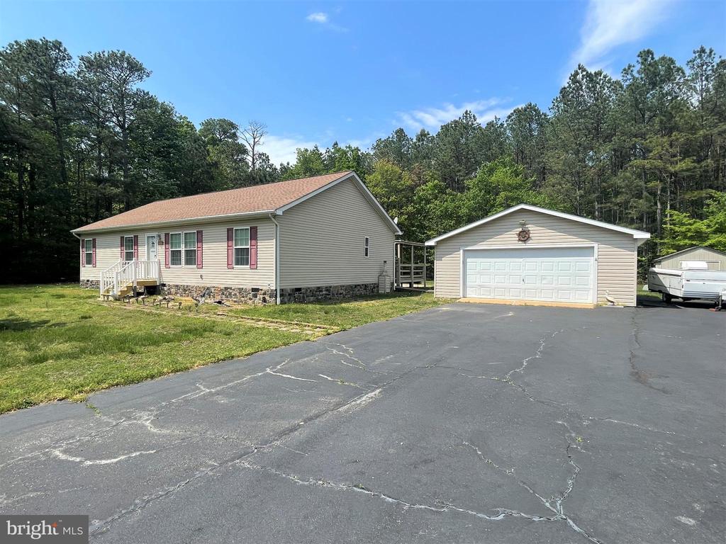 416 MONTICELLO DRIVE