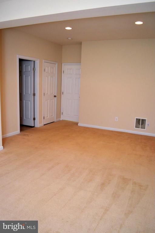 303 MONROE POINT DRIVE