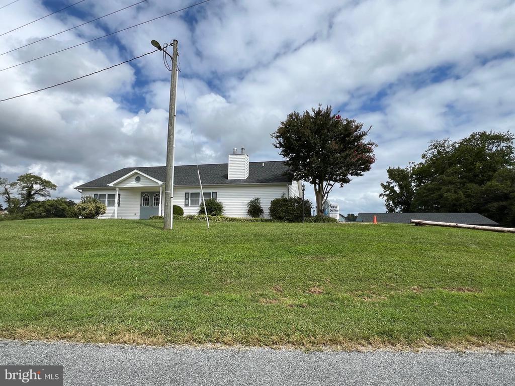 16 PLACID ROAD