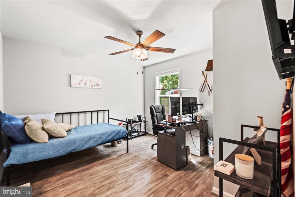 279 9TH STREET