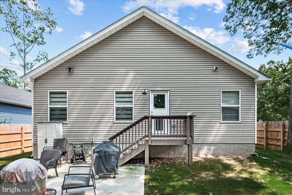 279 9TH STREET
