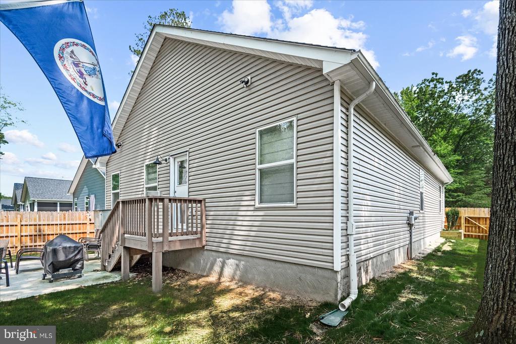 279 9TH STREET