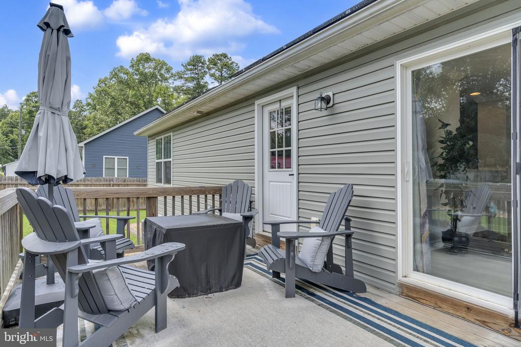233 STRATFORD DRIVE