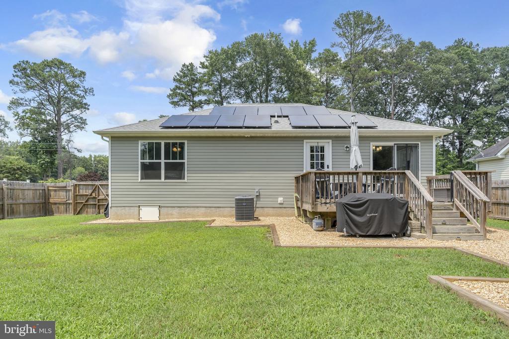 233 STRATFORD DRIVE