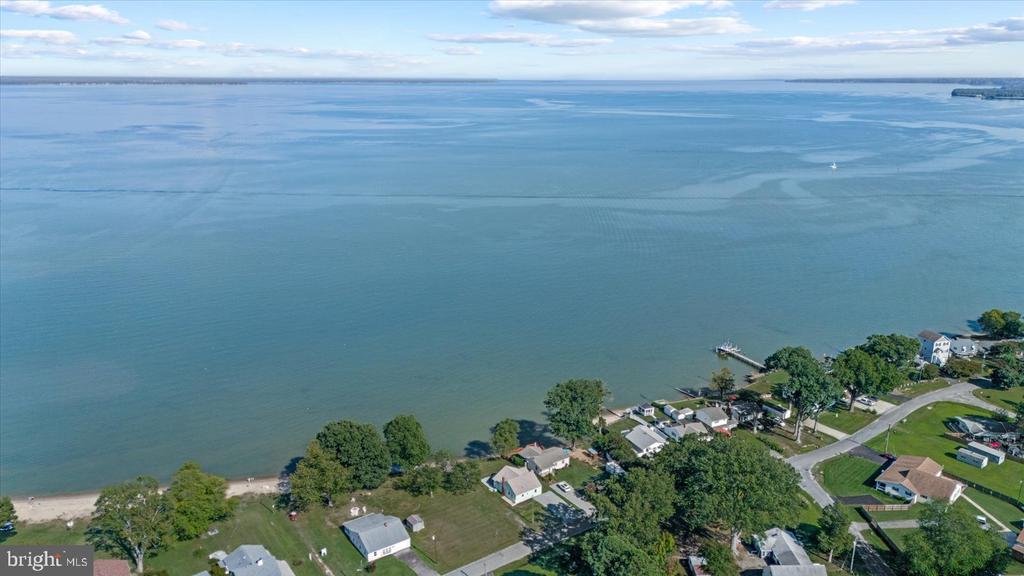 254 SHORE DRIVE