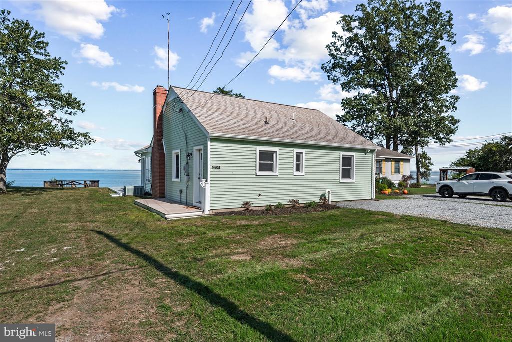 254 SHORE DRIVE