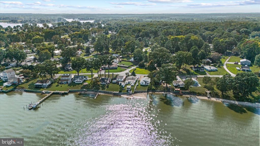 254 SHORE DRIVE
