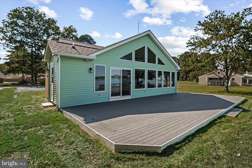 254 SHORE DRIVE