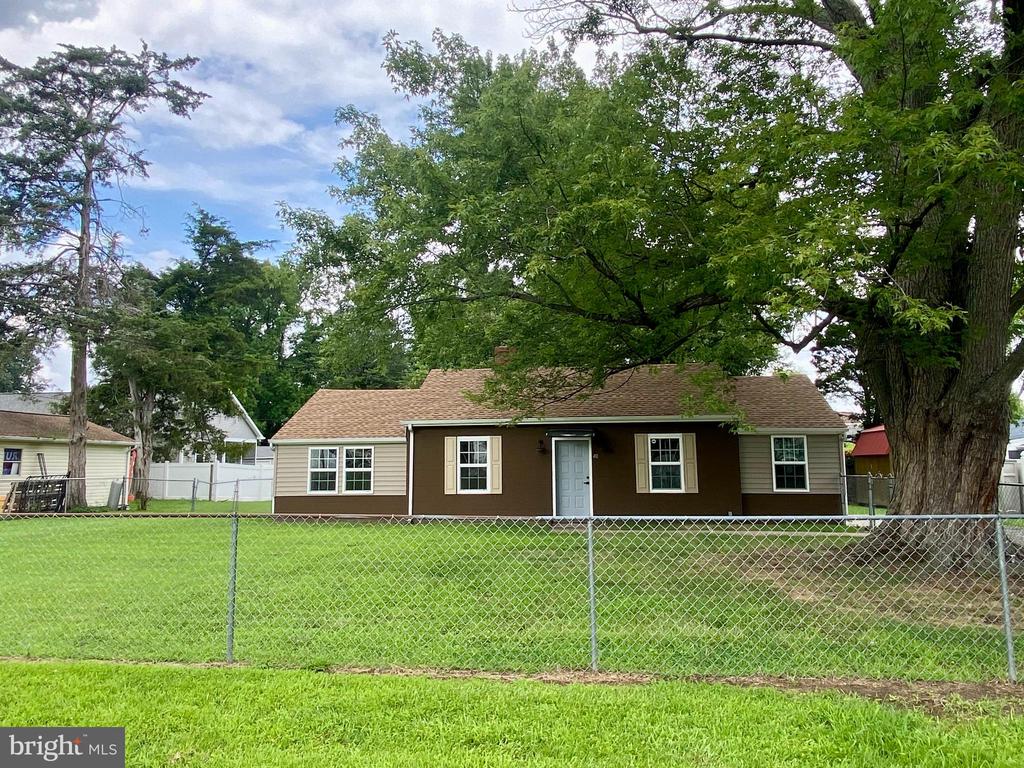 40 MONROE DRIVE