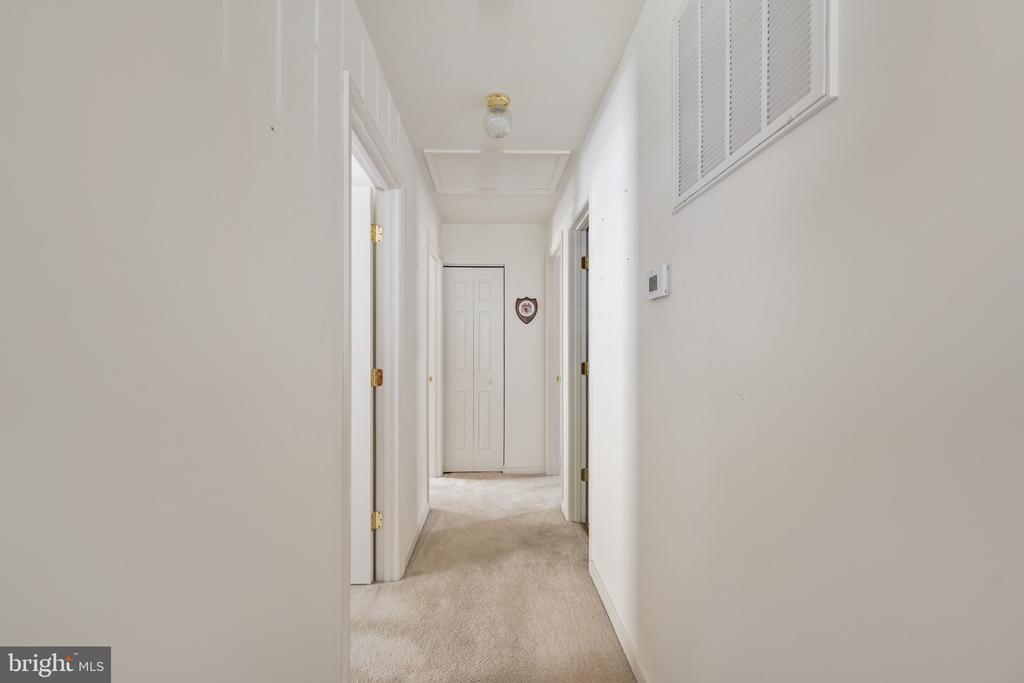 1208 BANCROFT AVENUE
