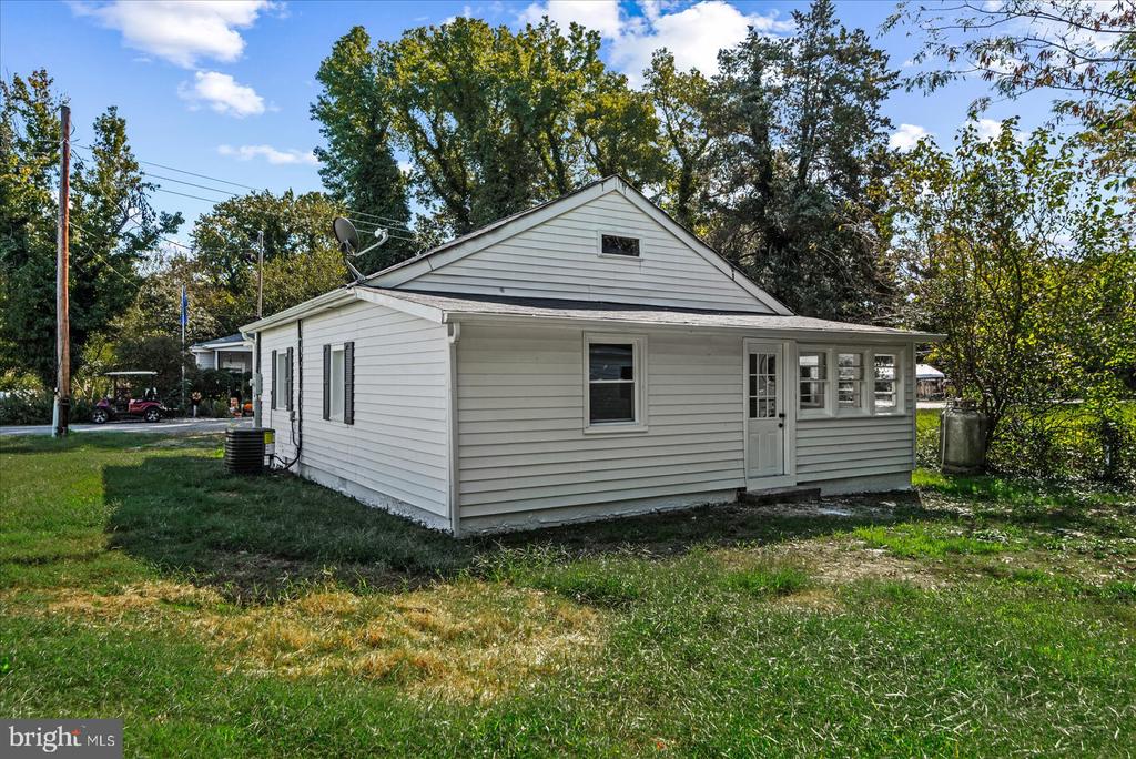 608 KINTZ STREET