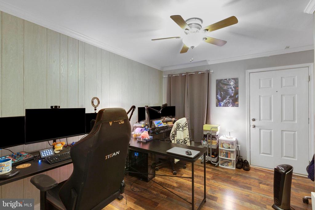 128 7TH STREET