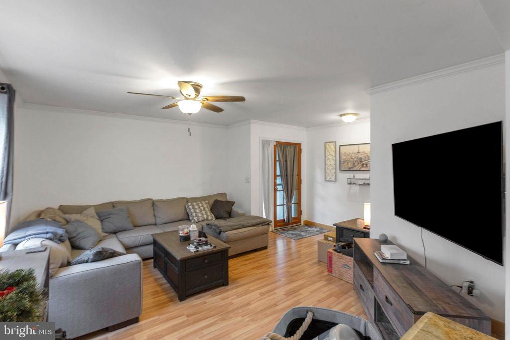 128 7TH STREET