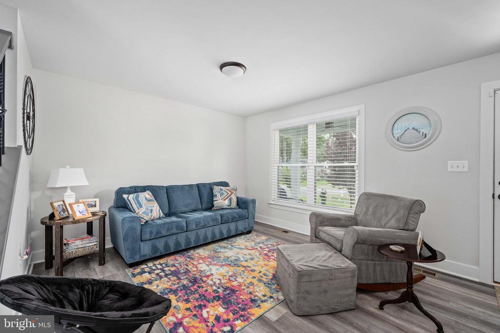 133 7TH STREET