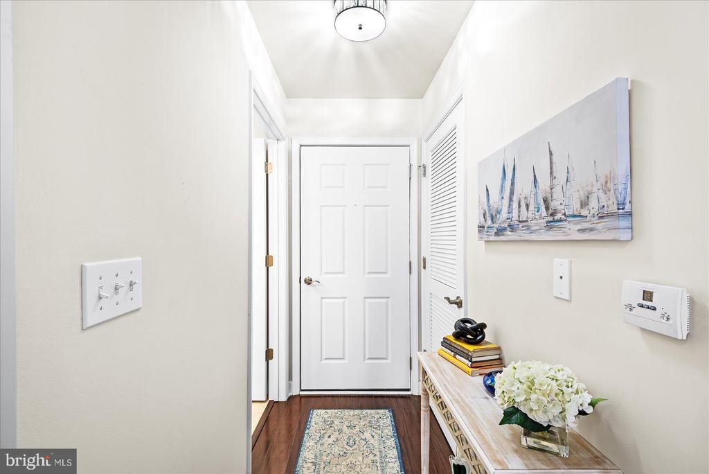 103 IRVING AVENUE N 402