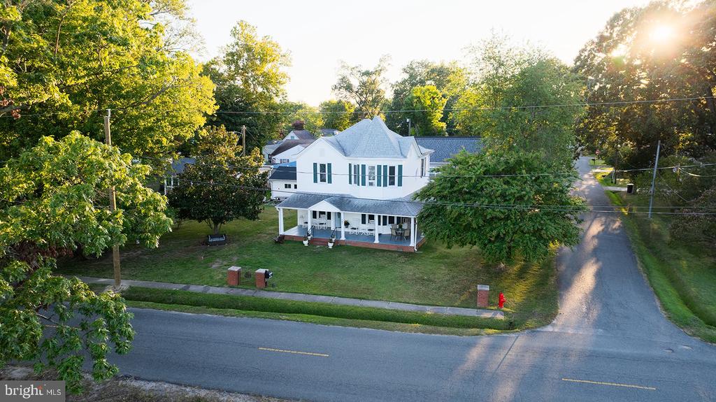 701 IRVING AVENUE