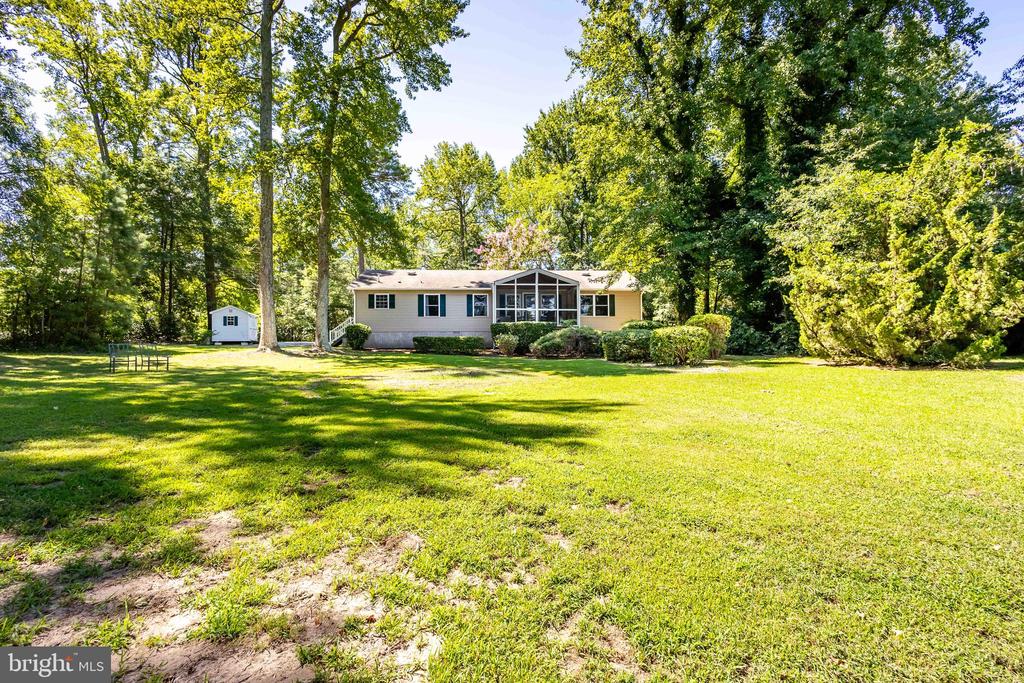 129 SWEETBRIAR LANE