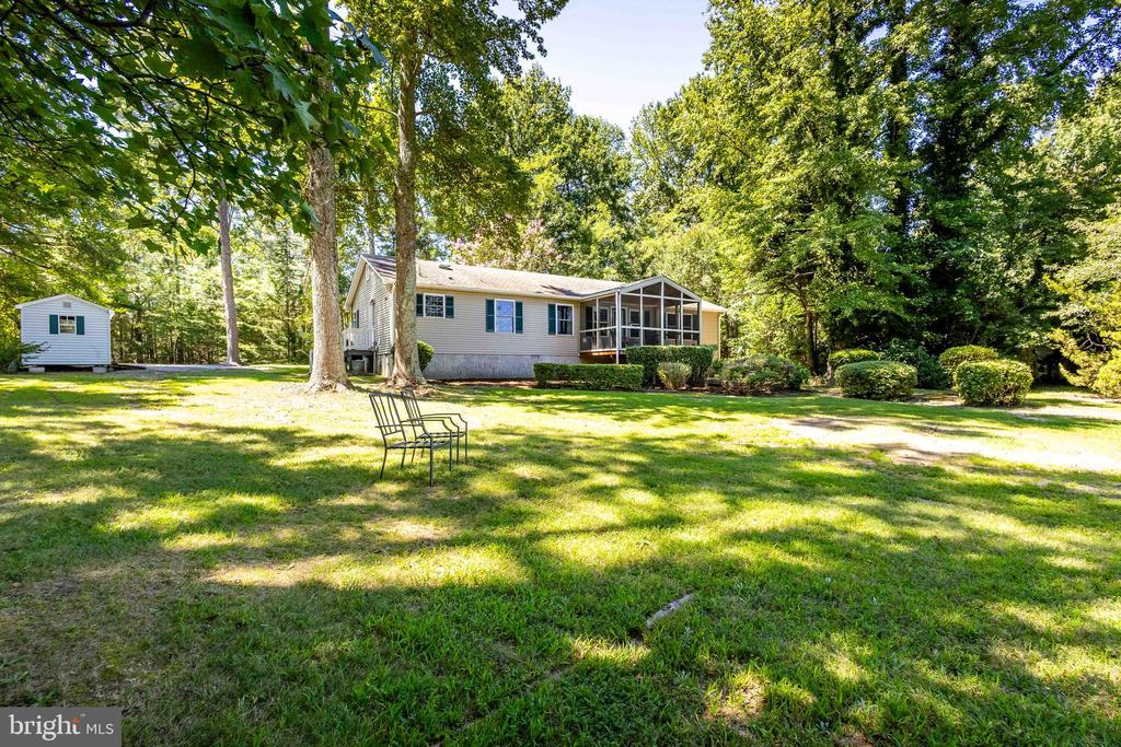 129 SWEETBRIAR LANE