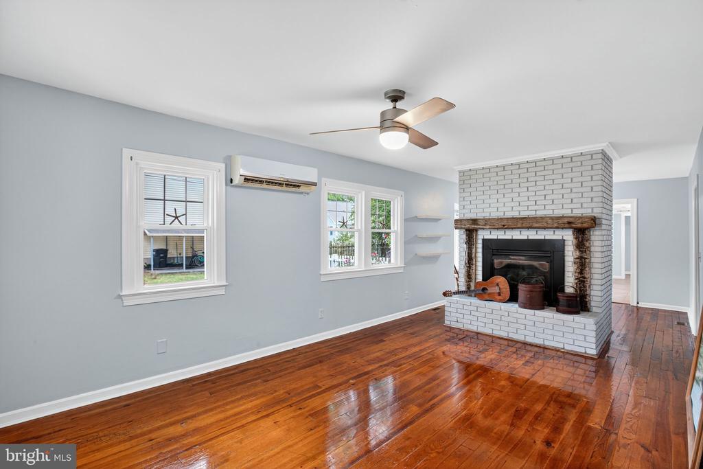 118 7TH STREET