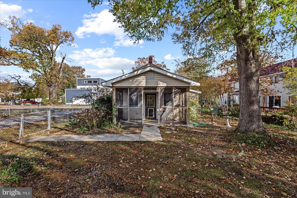 301 BANCROFT AVENUE
