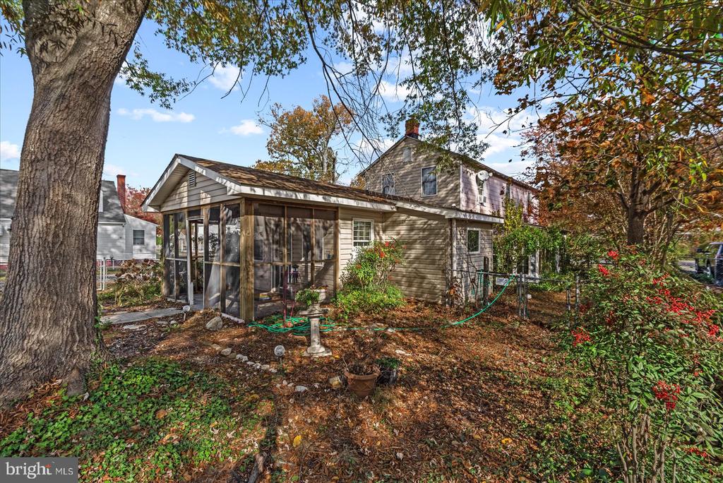 301 BANCROFT AVENUE