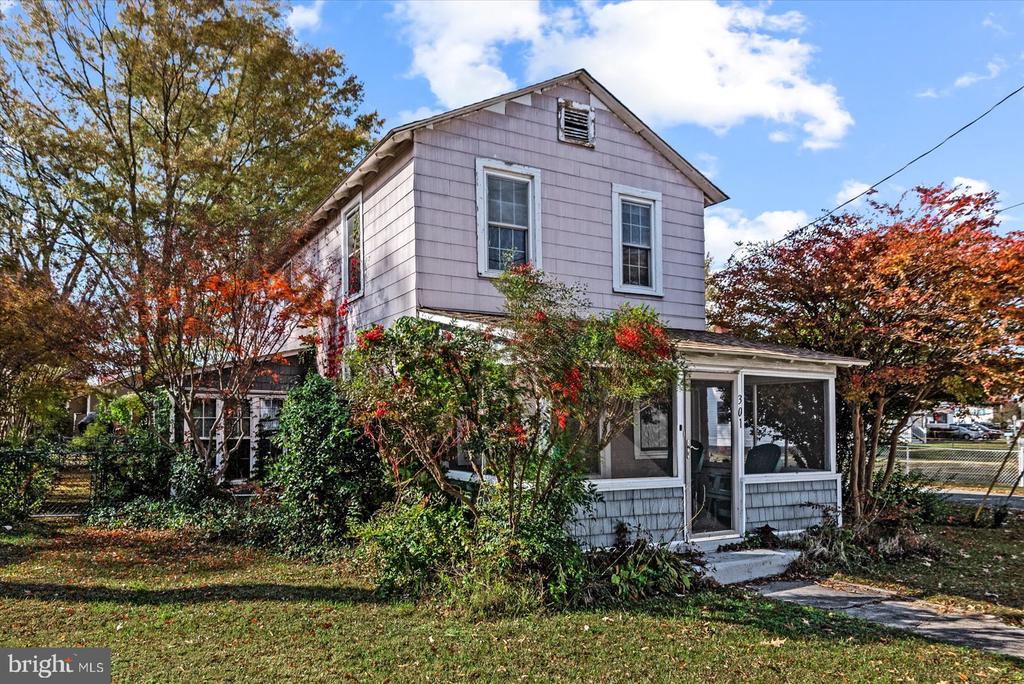 301 BANCROFT AVENUE
