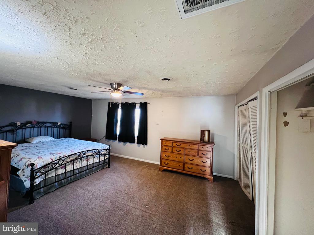320 CEDAR AVENUE