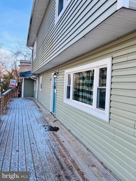 320 CEDAR AVENUE