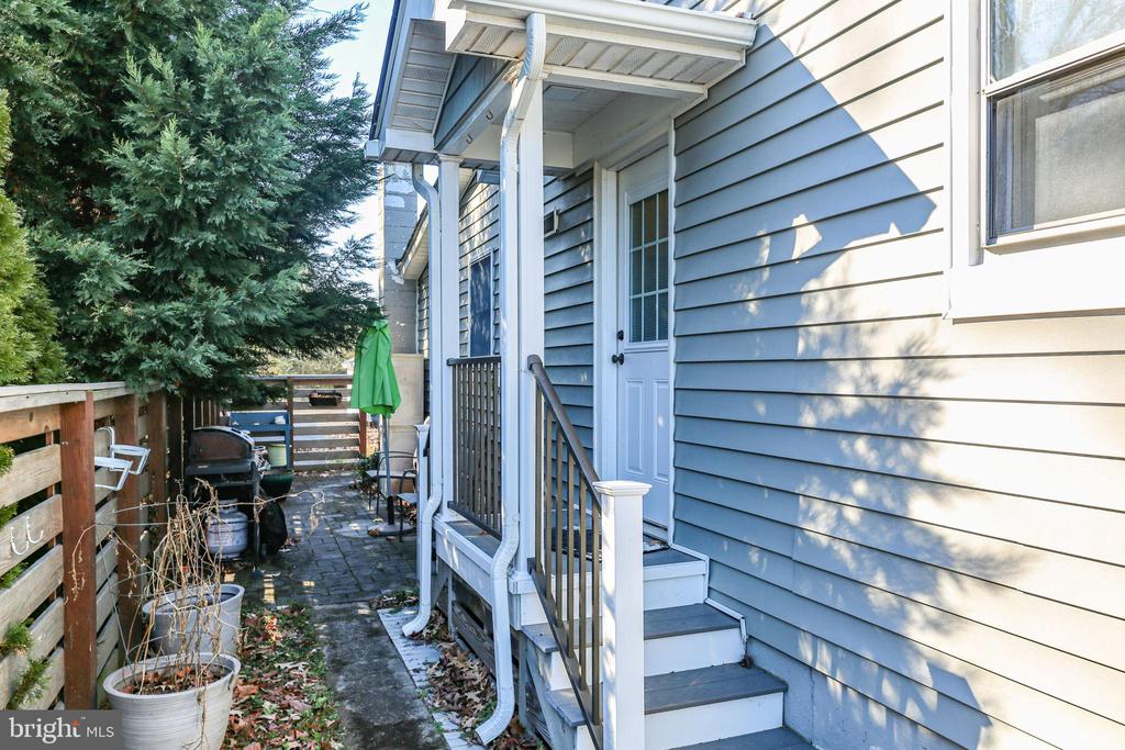 940 BRYANT