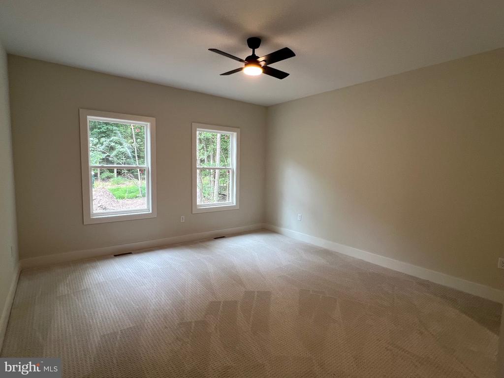 175 ROSE WAY
