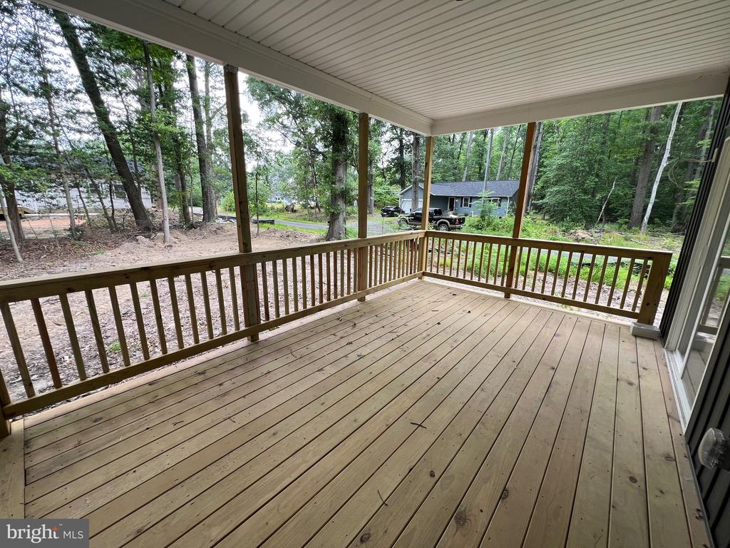 175 ROSE WAY