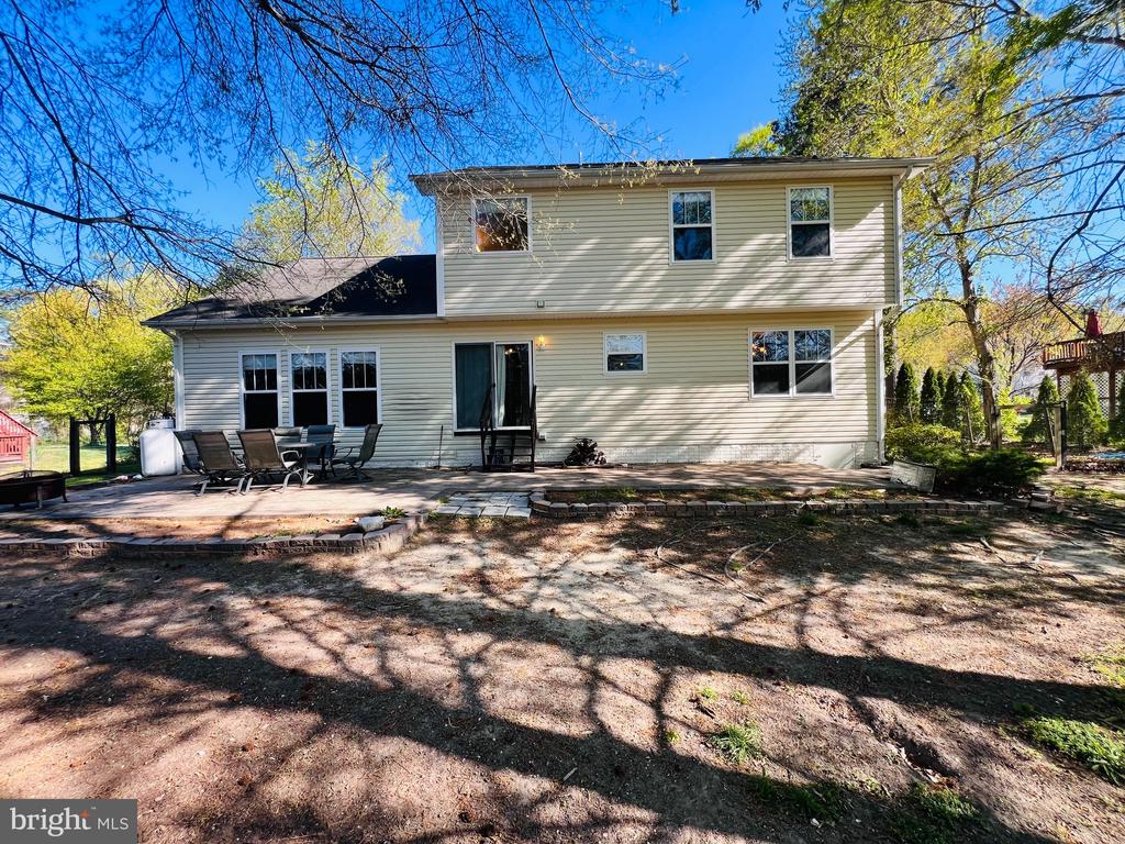 213 FOREST AVENUE