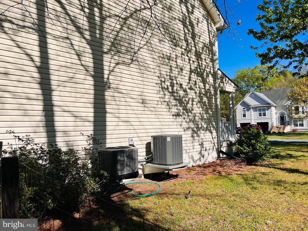 213 FOREST AVENUE